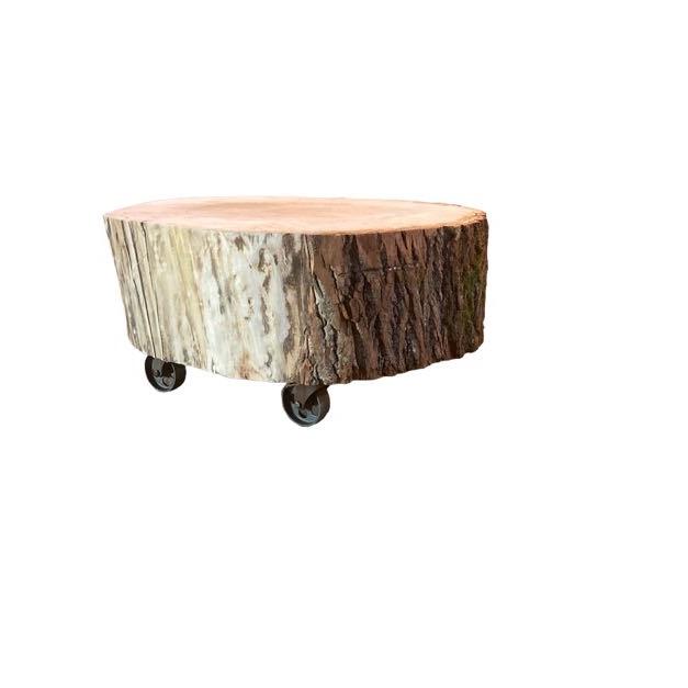 Table basse en Peuplier bois brut et massif.
